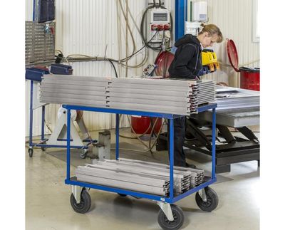 Hyllyvaunu 1200 x 800 mm Hyllyvaunu 1200 x 800 mm