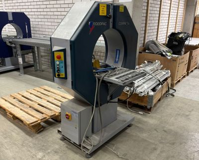 Robopac Compacta käärintäkone