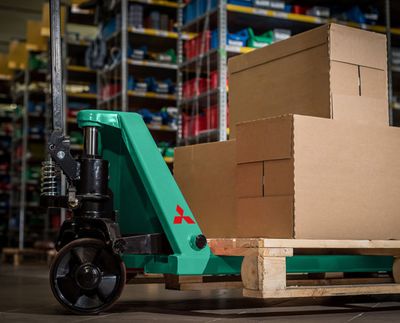 Mitsubishi ME25 ja MV25 sarjan haarukkavaunut