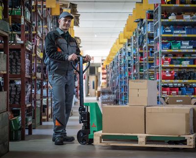 Mitsubishi ME25 ja MV25 sarjan haarukkavaunut