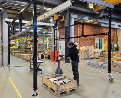 Siirrettävä työpistenosturi