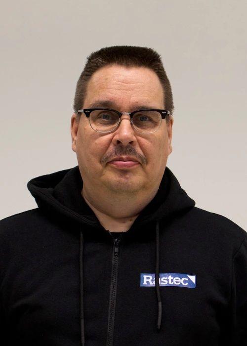 Raimo Hynninen, lavahyllyjen myynti ja suunnittelu
